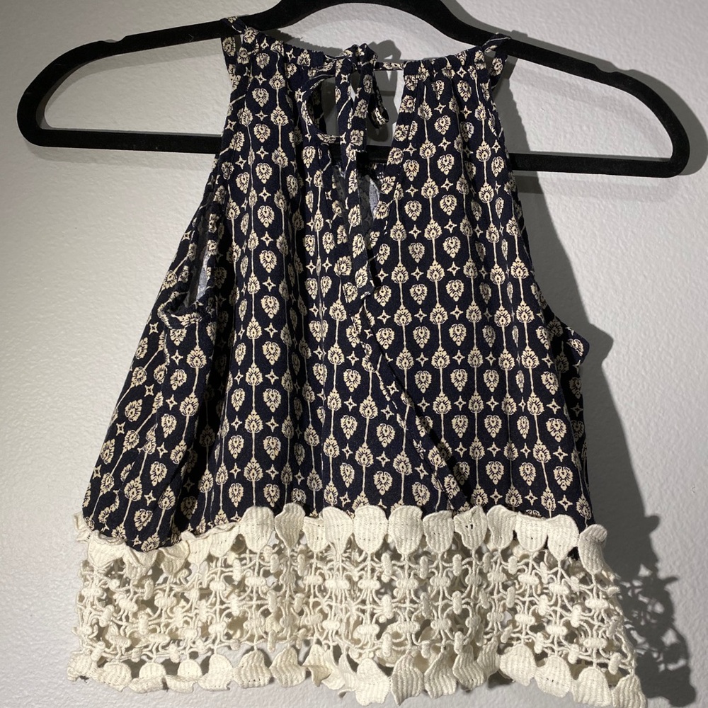 Top - Picture 3 of 4